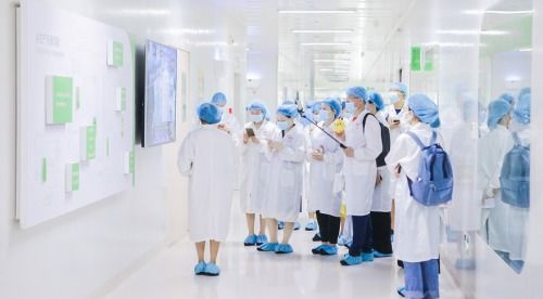 深度推動(dòng)品牌技術(shù)革新,2023年三季度湯臣倍健財(cái)報(bào)預(yù)告數(shù)據(jù)亮眼鳳凰網(wǎng)河北 鳳凰網(wǎng)